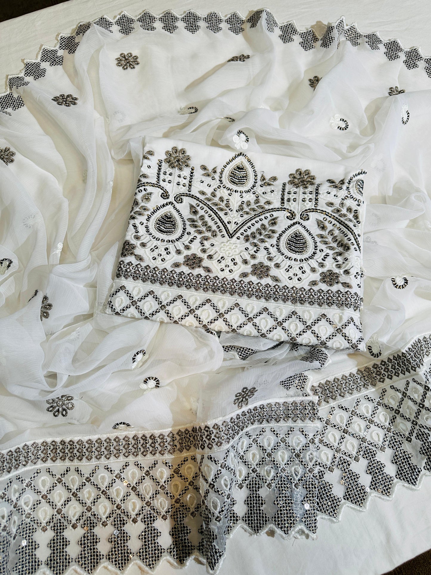 LIFAN Unstitched Embroidered Cotton